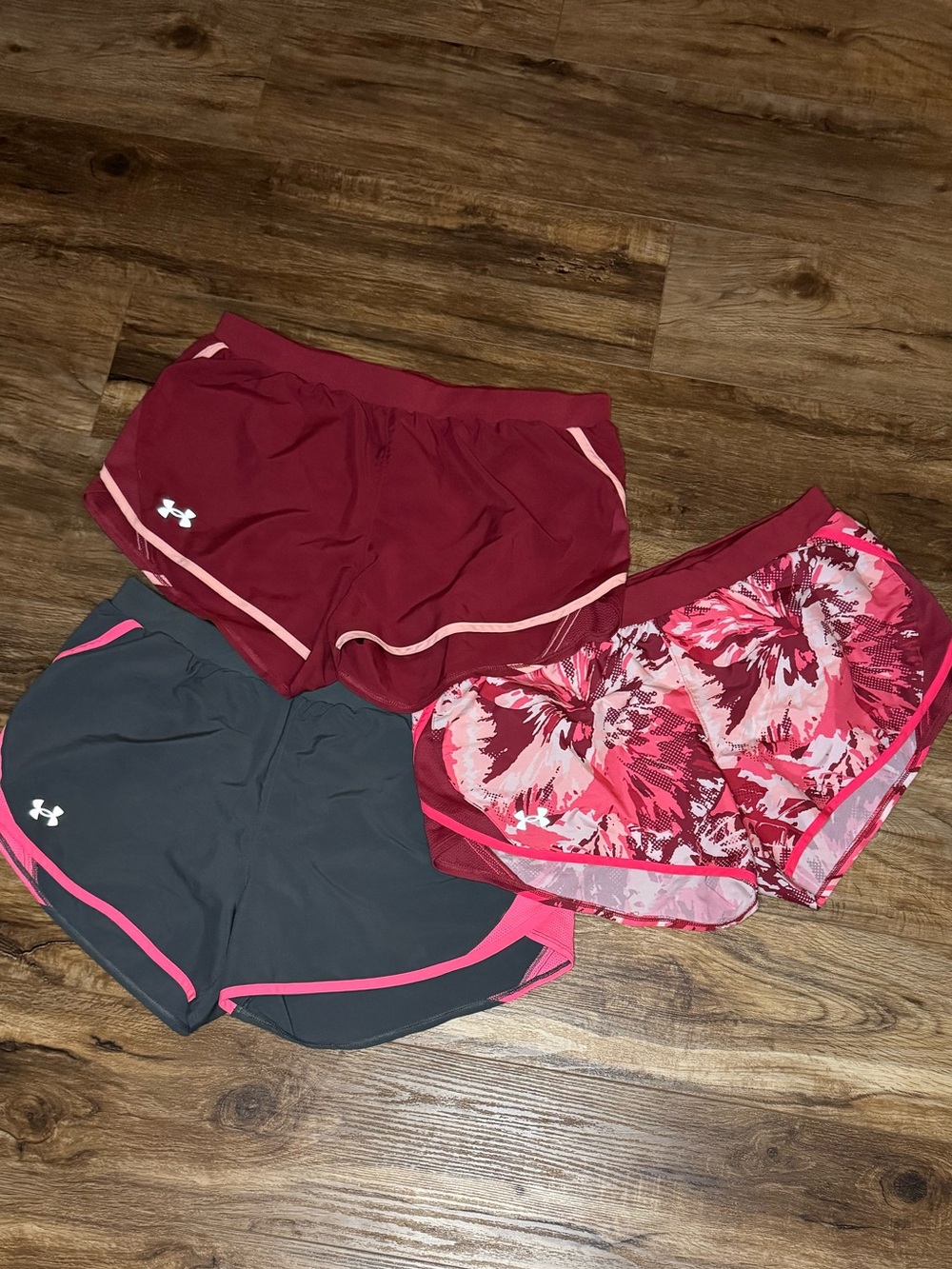 Pinks Women’s Shorts Set
